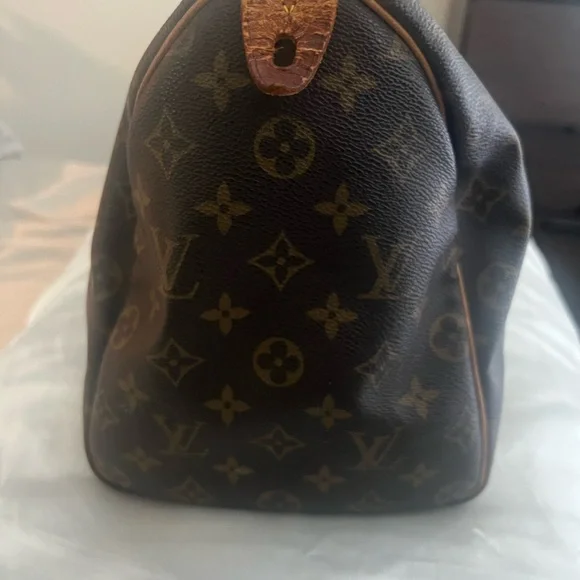 Louis Vuitton Speedy 30 Bag - Picture 3 of 13